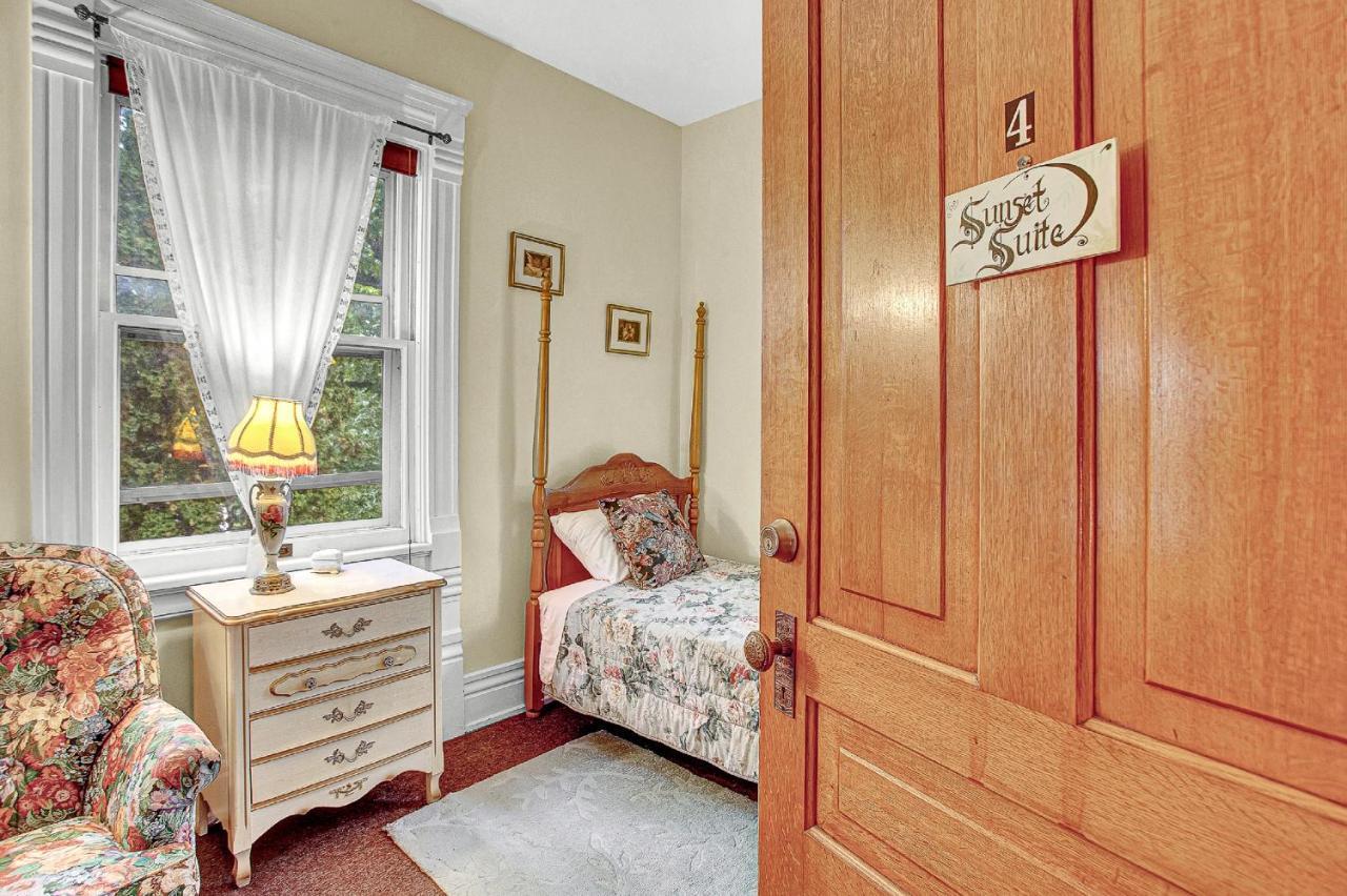 White Rose Inns & Motel Wisconsin Dells Ngoại thất bức ảnh