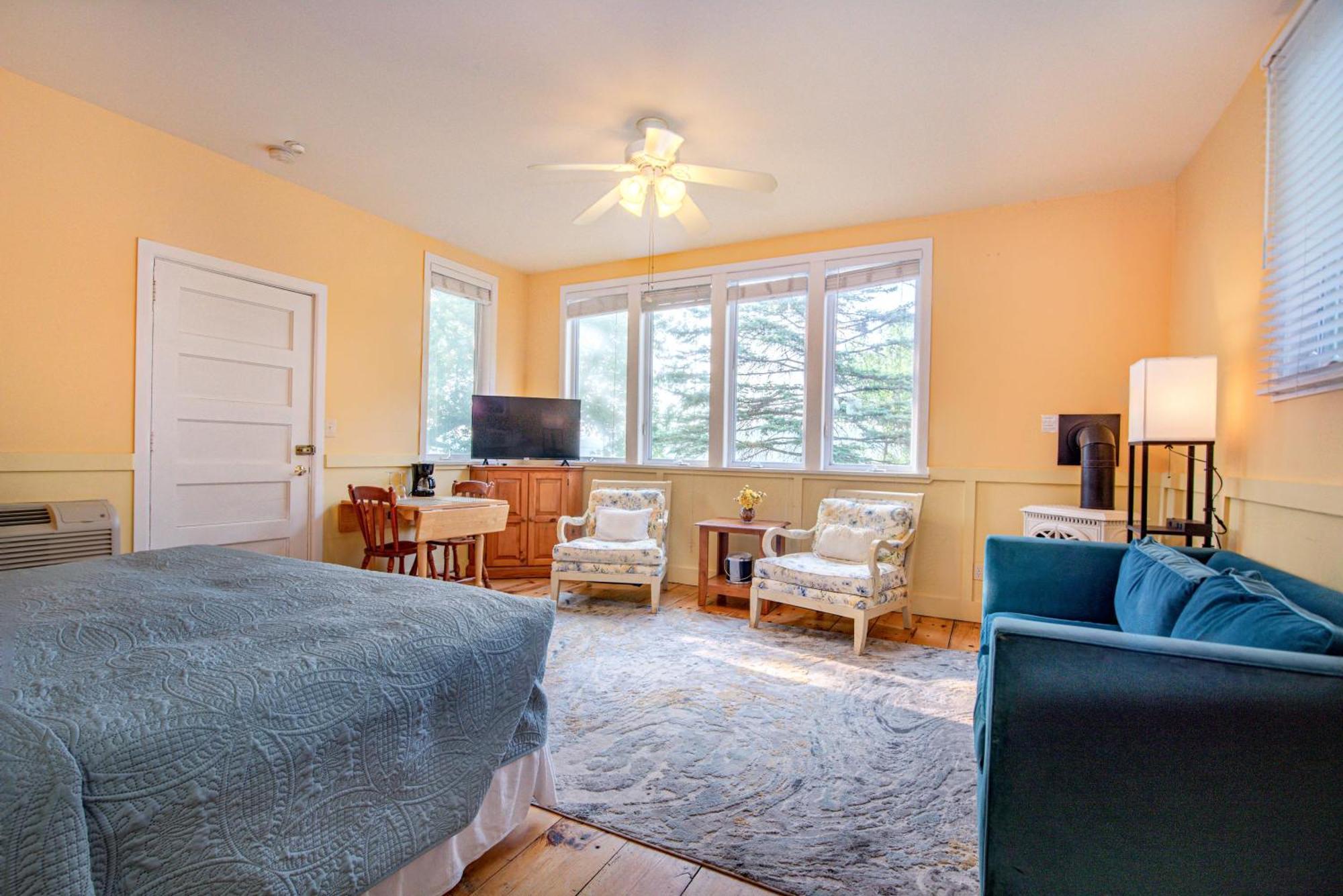 White Rose Inns & Motel Wisconsin Dells Ngoại thất bức ảnh