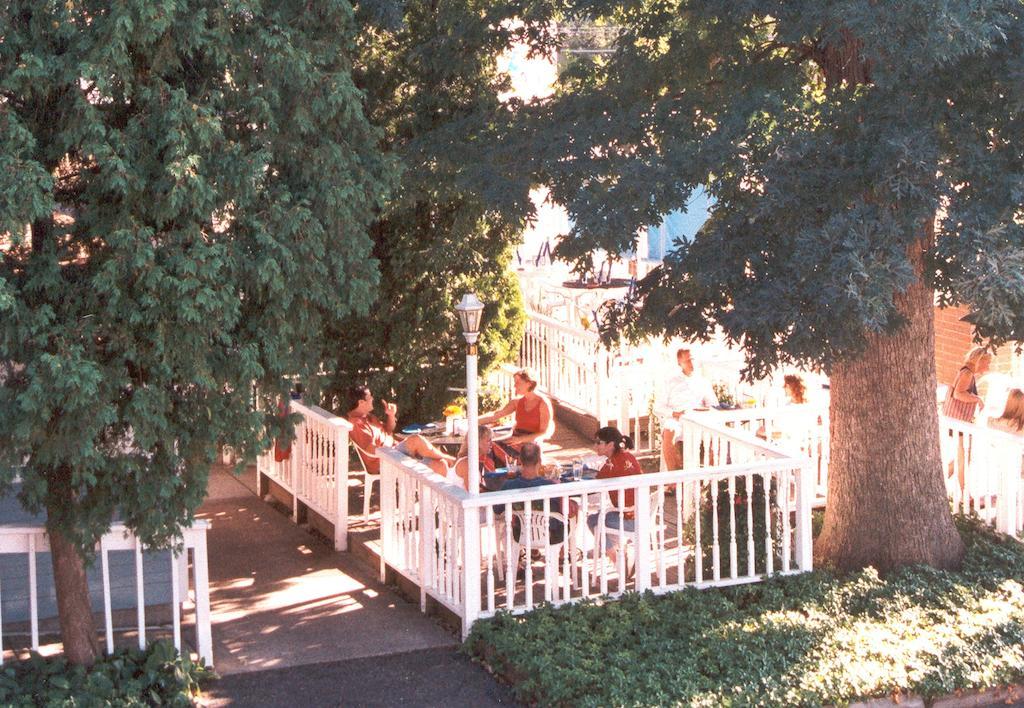 White Rose Inns & Motel Wisconsin Dells Ngoại thất bức ảnh